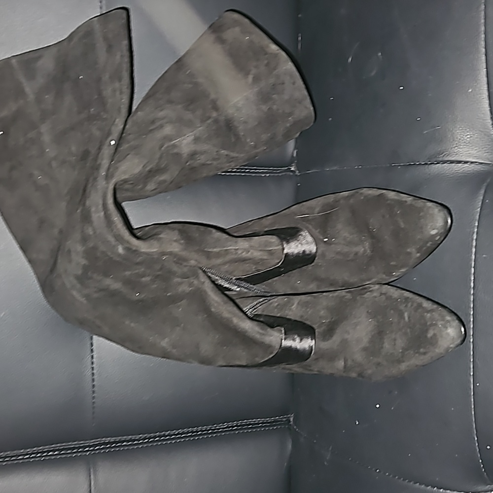 Nine West Knee High Suede Boots slightly used